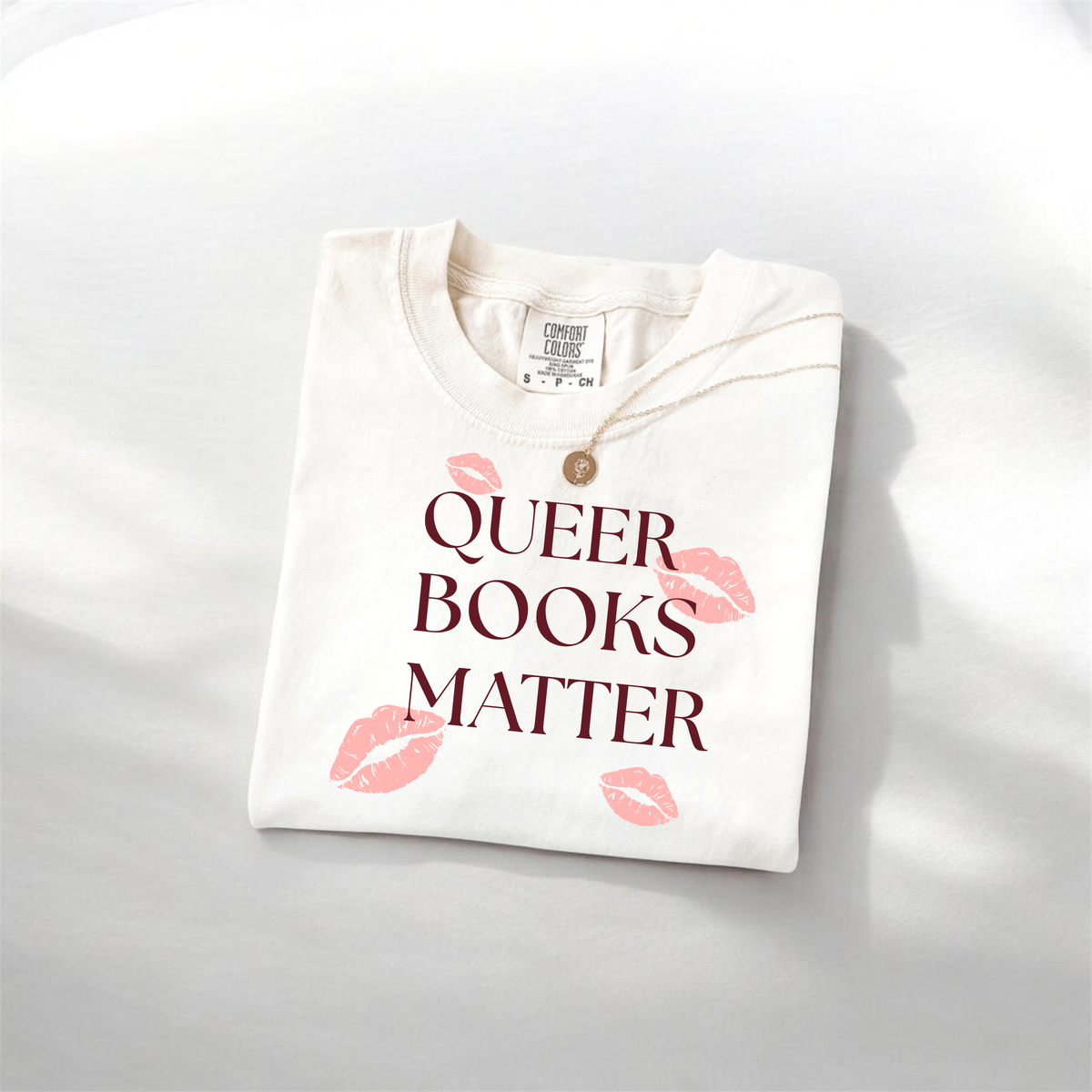 "Queer Books Matter" T-Shirt